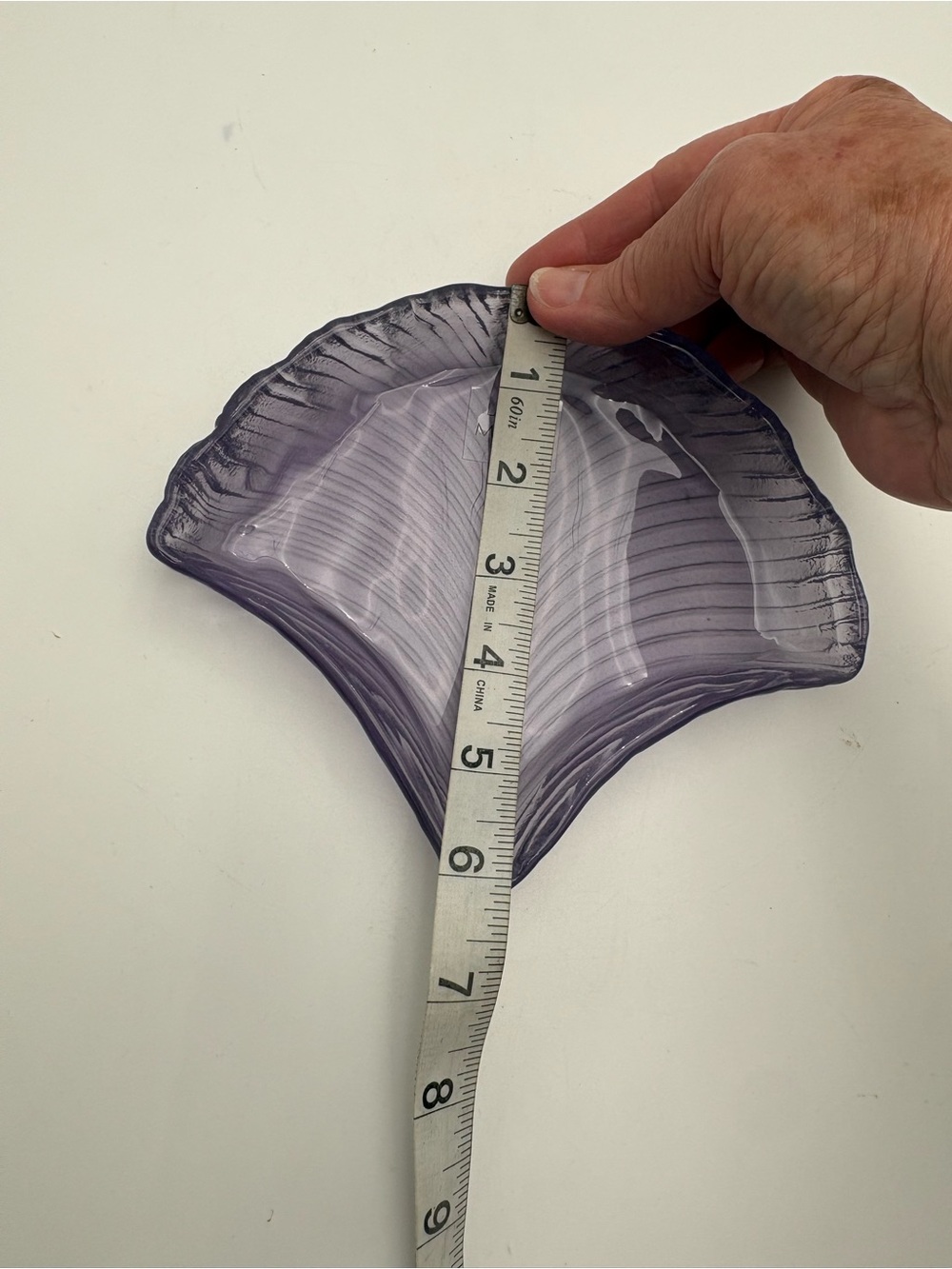 Laslo for Mikasa Sculpted Glass Decorative Ginko Leaf Trinket Dish - Amethyst - Picture 8 of 9